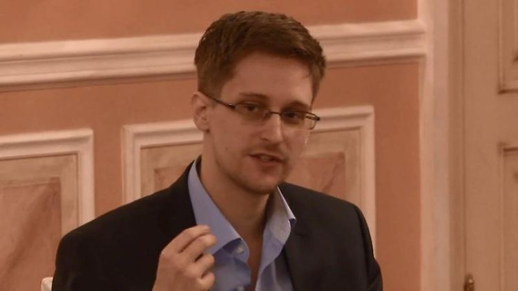 Snowden genießt in Russland temporäres Asyl.