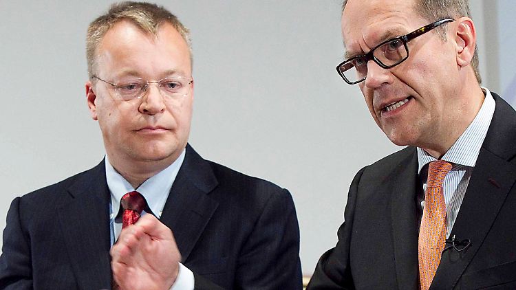 Stephen Elop (l.) war für Jorma Ollila (r.) nicht die erste Wahl als Nokia-Chef.