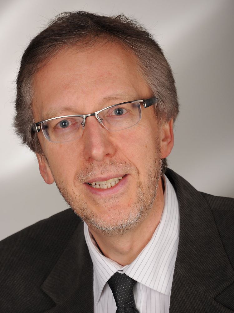 Wernfried Hofmeister ist Professor an der Universität Graz und Leiter des Wort-Schätze-Projekts.