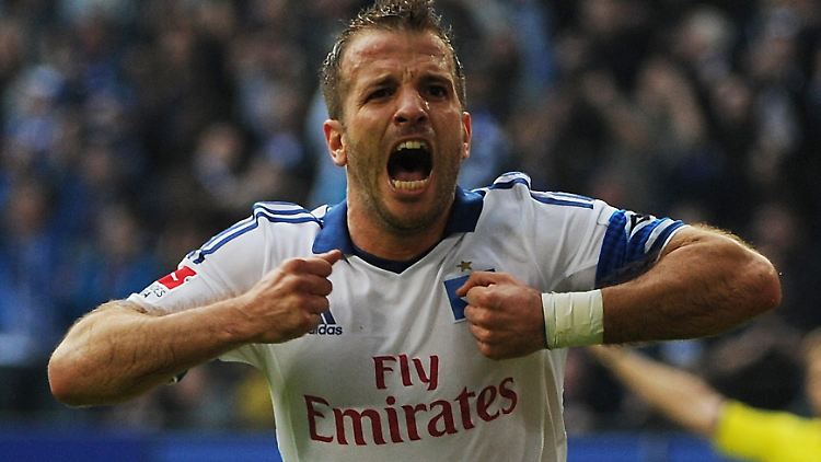 HSV-Kapitän Rafael van der Vaart rettet seiner Mannschaft einen Punkt.