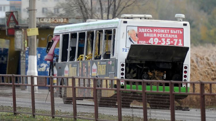 Sechs Menschen sterben in diesem Bus in Wolgograd.