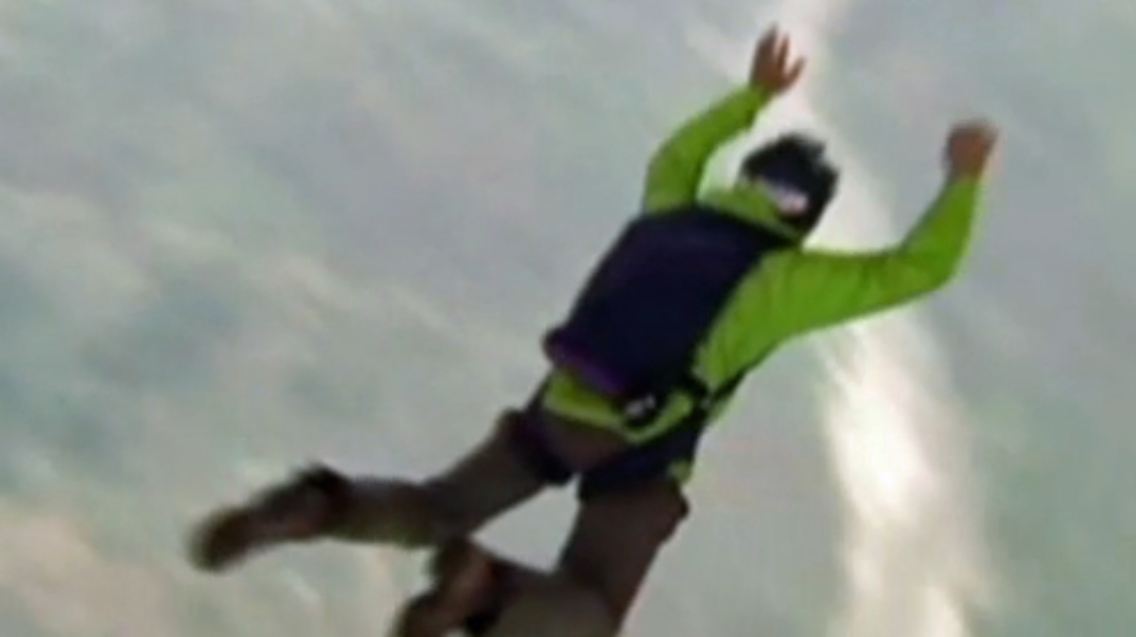 Basejumper.jpg