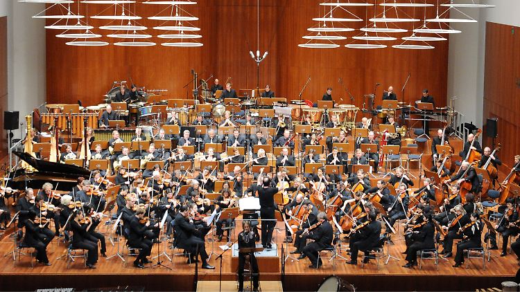 Macht schöne Musik, kostet aber auch viel: ein Rundfunk-Orchester.