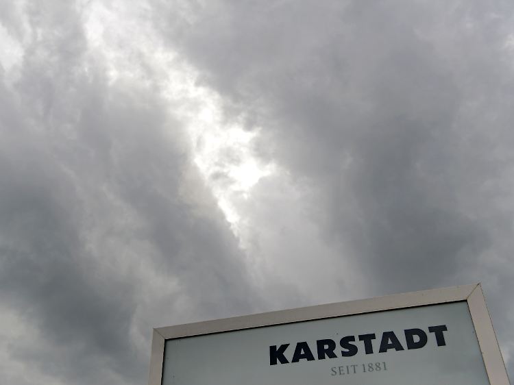 Karstadt ist mitnichten über den Berg.