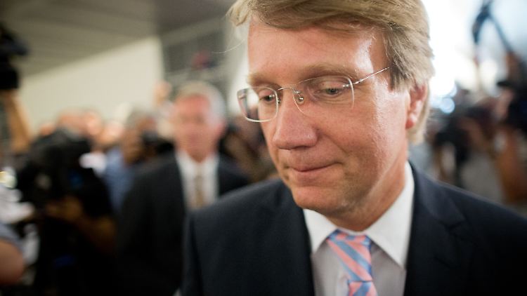 Kanzleramtsminister Pofalla erklärte für Kanzlerin Merkel die NSA-Affäre für beendet.