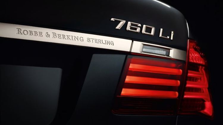 Schmucke Details veredeln die Langversion des 7er BMW.