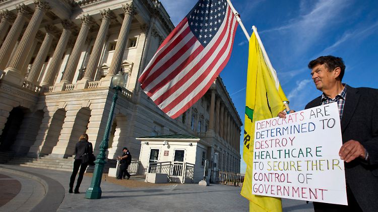 Die Lesart der Tea Party: Die Demokraten sind entschlossen, die Gesundheitsversorgung zu zerstören, um sich die Kontrolle der Regierung zu sichern.