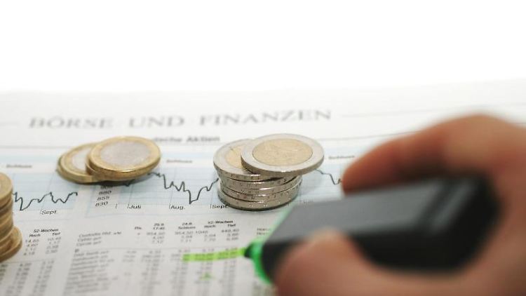 Das Spektrum der betrachteten Aktienfonds-Vergleichsgruppen reicht von 4,5 Prozent ("Aktien Japan") bis 19 Prozent ("Aktien Nordamerika Mid/Small Caps").