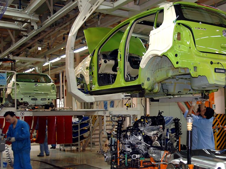 Pruduktion des VW Polo in Anting bei Shanghai.