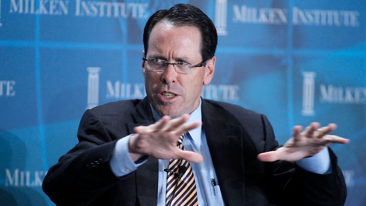 Randall Stephenson hat bereits große Investitionen angekündigt.
