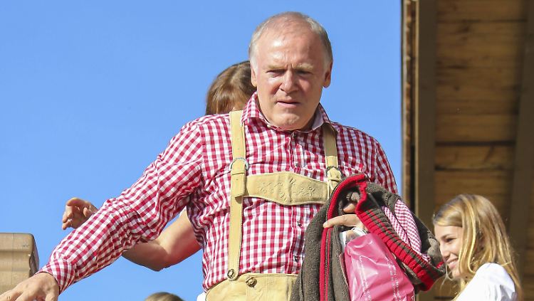 Belohnt sich bei jedem Sieg: Bayerns Ko-Trainer Hermann Gerland.