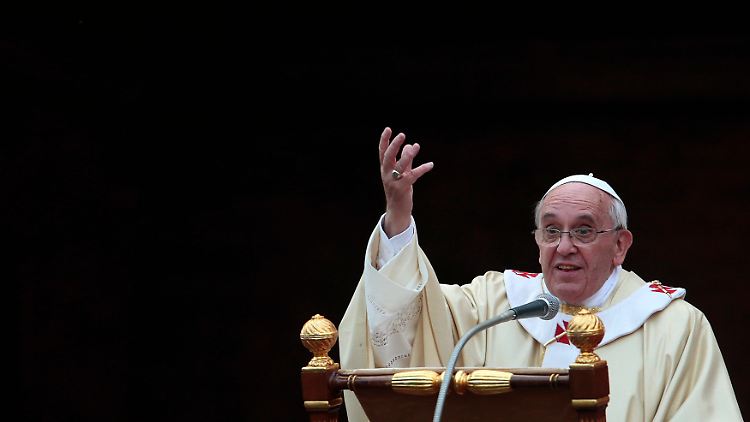 Papst Franziskus packt die heiklen Fragen an.