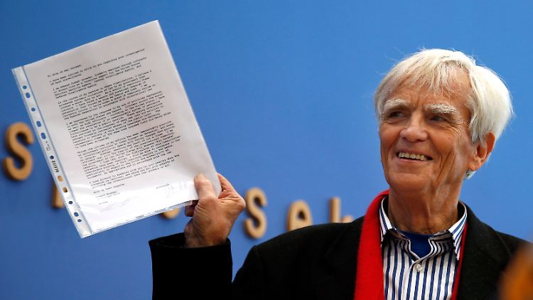 Es sieht gut aus für sein Vorhaben: Der Grüne Hans-Christian Ströbele bekommt auch von der CSU Unterstützung für seine Idee eines NSA-Untersuchungsausschusses. 