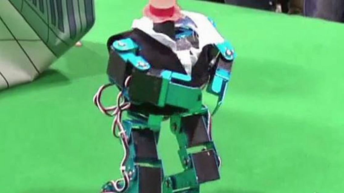 Tanzende Roboter.JPG