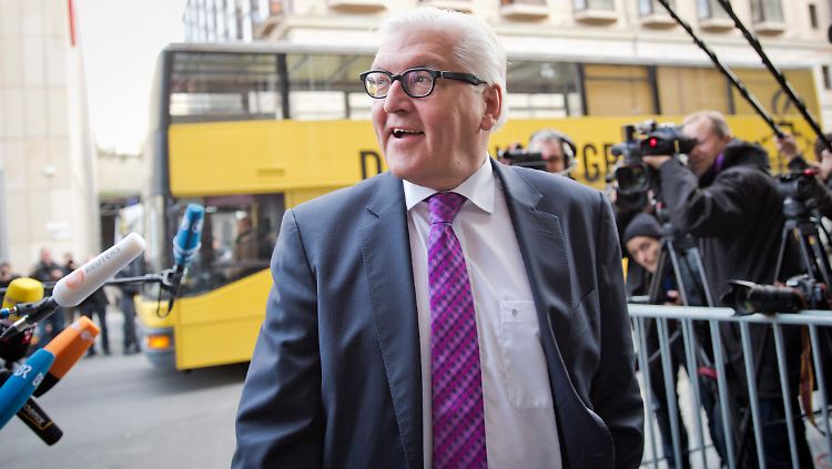 Aus der Schusslinie: SPD-Fraktionschef Steinmeier.