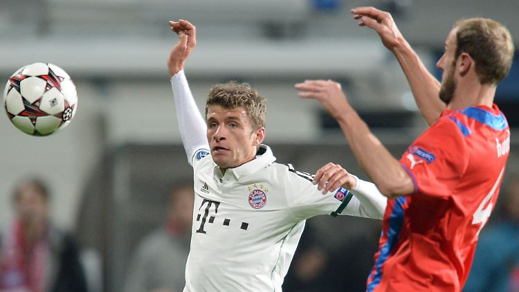 Thomas Müller mühte sich im Bayern-Sturm vergebens. Erst als er ging, gingen die Münchner in Führung.