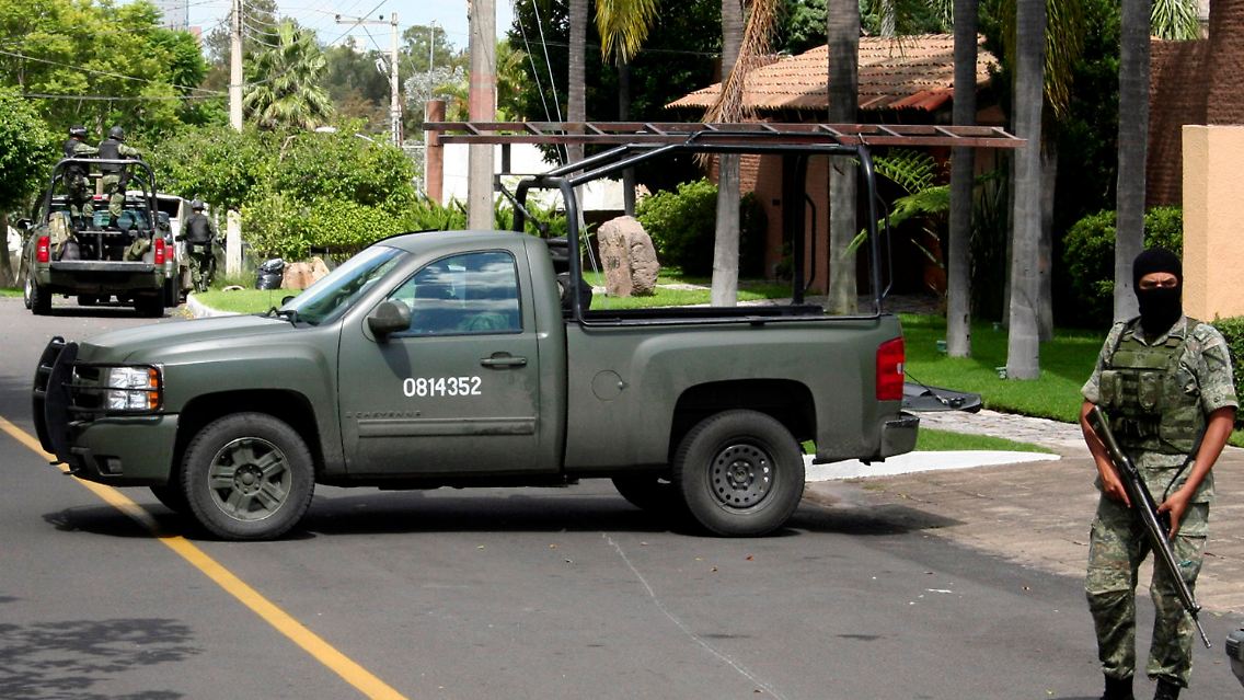 Mexikanische Soldaten nach der Aktion in Guadalajara.