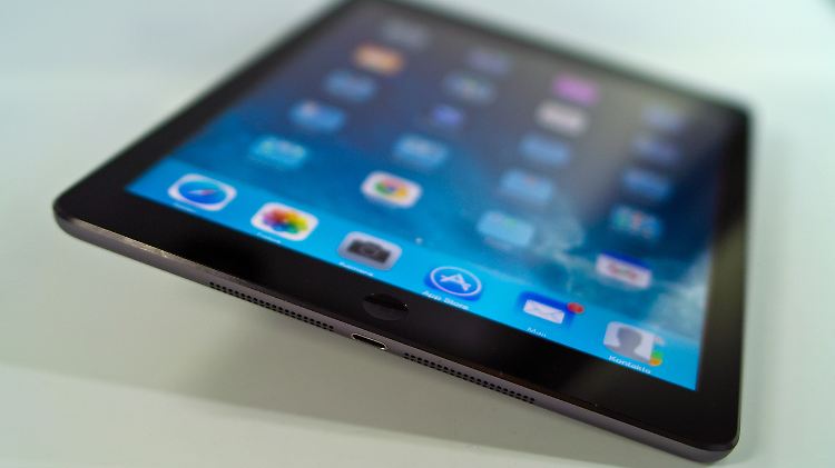 Das iPad Air ist federleicht, aber bärenstark.