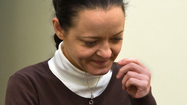 Gutachter im NSU-Prozess belasten Beate Zschäpe. 