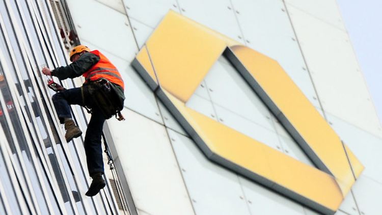 Commerzbank kommt beim Konzernumbau voran.