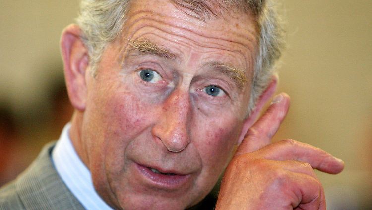 Wer braucht schon Gardinen? Prinz Charles.