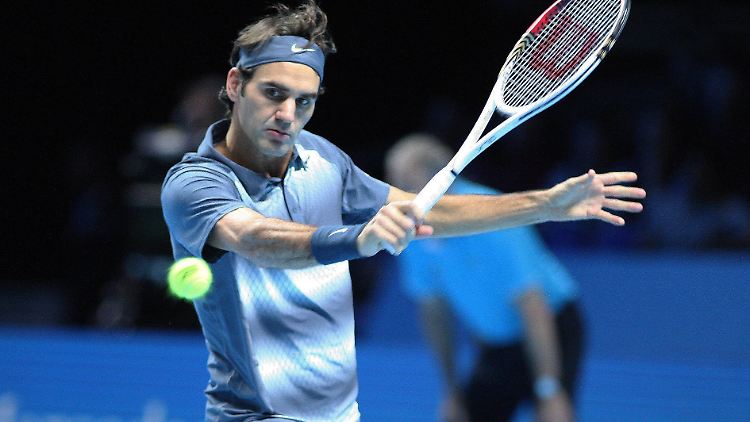 Roger Federer sind die Dopingkontrollen im Tennis nicht strikt genug.