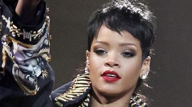 Rihanna ist mit dem Herzen ganz bei den Philippinen. Foto: Theron Kirkman
