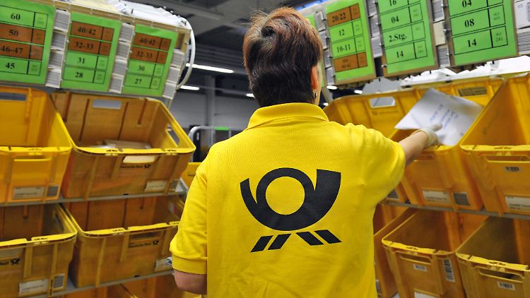 Höheres Porto, mehr Gewinn: Eine einfache Rechnung, die der Deutschen Post aber weiterhilft.