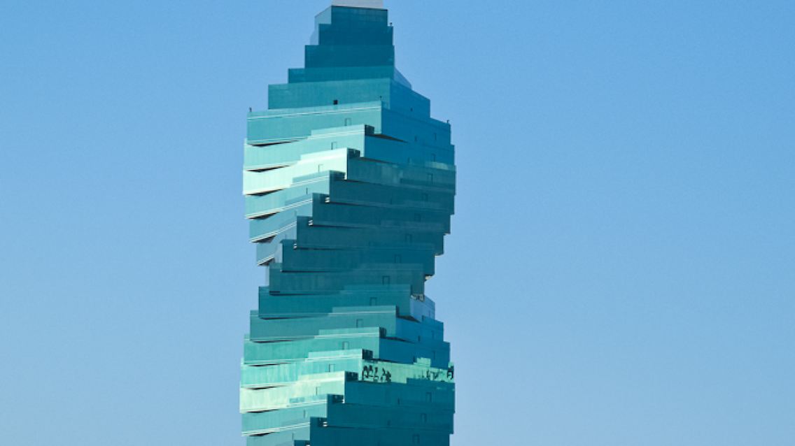 F&F Tower © catoledo.jpg