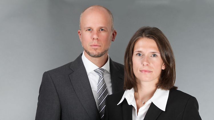 Sie klagen Wulff an: Oberstaatsanwalt Clemens Eimterbäumer und Staatsanwältin Anna Tafelski.