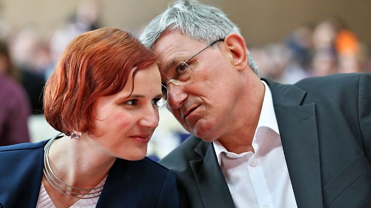 Katja Kipping und Bernd Riexinger trauen dem neuen Frieden noch nicht.