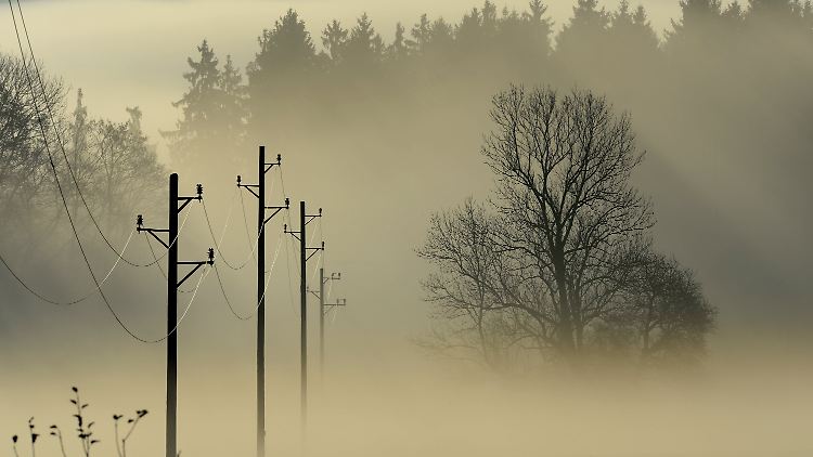 Noch ist kein Schnee gefallen, doch die bereits sehr niedrigen Temperaturen lassen die ersten Flocken erahnen.