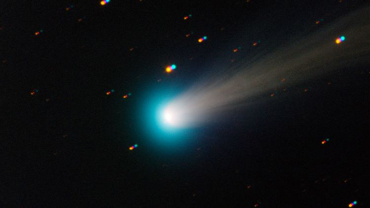 Die Komet Ison am 15.11.2013: Der Himmelskörper wurde mit dem Teleskop TRAPPIST (TRAnsiting Planets and PlanetesImals Small Telescope) aufgenommen.