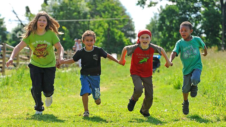 Einfach mal ein Stück rennen: Dabei kommen viele Kinder schon außer Puste.