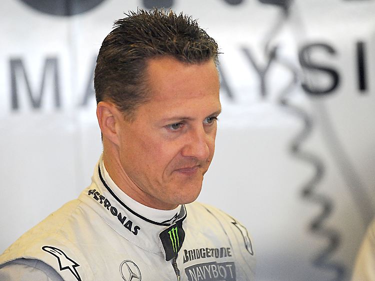 Neuer Grand-Prix, das alte Bild: Enttäuscht registriert Michael Schumacher sein Ergebnis.