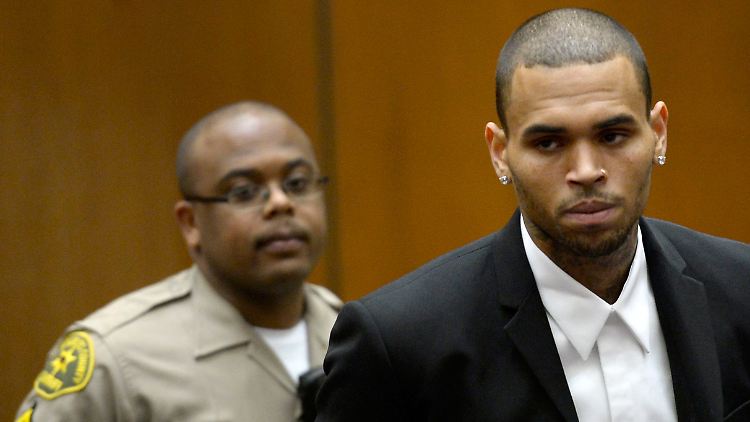 Kein Unbekannter vor Gericht: US-Rapper Chris Brown