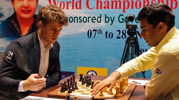 Nach 28 Zügen war der dritte Sieg für Magnus Carlsen gegen Viswanathan Anand perfekt.