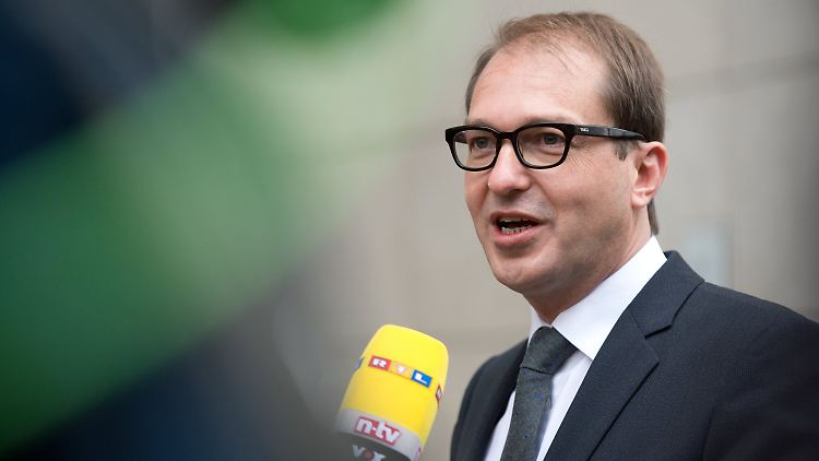 Alexander Dobrindt vertritt in der CSU die Abteilung Attacke.