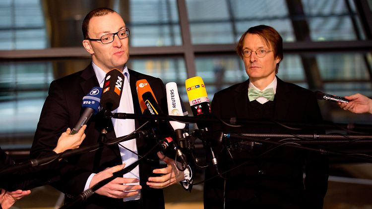 Jens Spahn (l.) und Karl Lauterbach verkünden die Einigung.