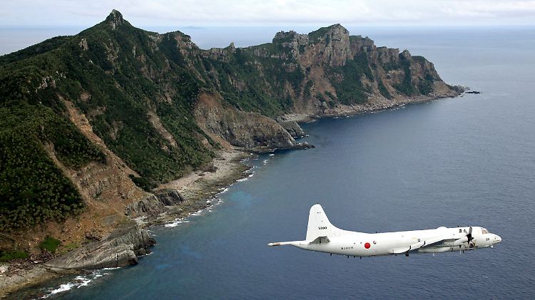 Die Senkakuinseln sind unbewohnt. Aus strategischen Gründen und wegen vermuteter Rohstoffe streiten sich aber China und Japan um sie.