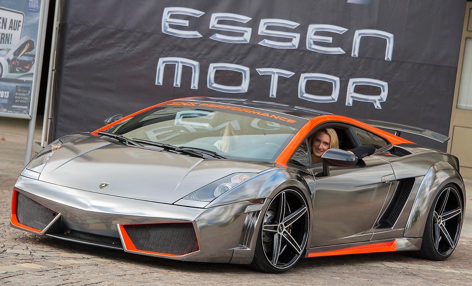 Vom 30. November bis zum 8. Dezember 2013 öffnen sich die Tore zur 46. Essen Motor Show.