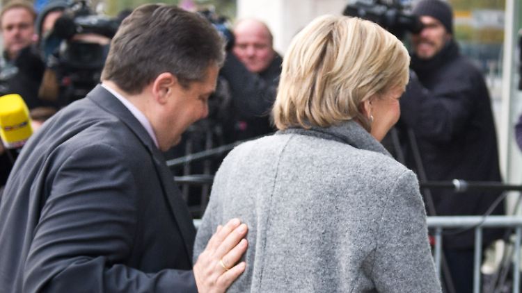 Parteiintern gehören Gabriel und Kraft unangefochten zum Führungspersonal. doch an Merkel würden sie im Kanzlerduell beide krachend scheitern.