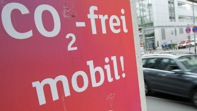 Die neue Regelung käme vor allem Herstellern der Spritschlucker entgegen.
