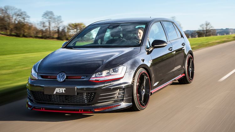 Der ABT Golf VII GTI Dark Edition hat es verdient selbstbewusst zu sein.