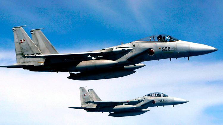 Unter den verfolgten Flugzeugen könnten auch japanische F-15-Jets - wie in diesem Archivfoto zu sehen - sein.