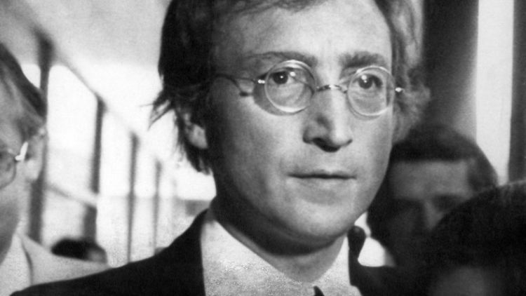 Der jugendliche Lennon soll sich "für rein garnichts" interessiert haben. 