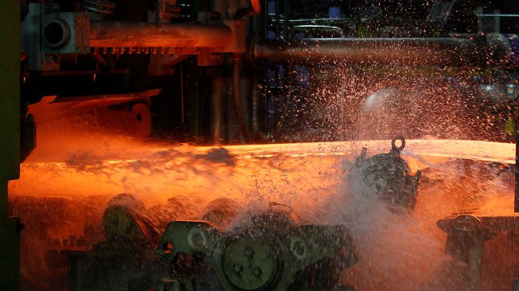 Heißes Eisen: "Die jüngsten Ereignisse zeigen mal wieder, wie schwer es ist, ThyssenKrupp zu restrukturieren."