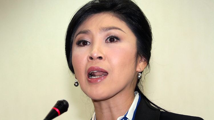 Yingluck Shinawatra will eine Eskalation der Gewalt offenbar vermeiden - schon auch, um der Armee keinen Vorwand für ein Eingreifen zu geben.
