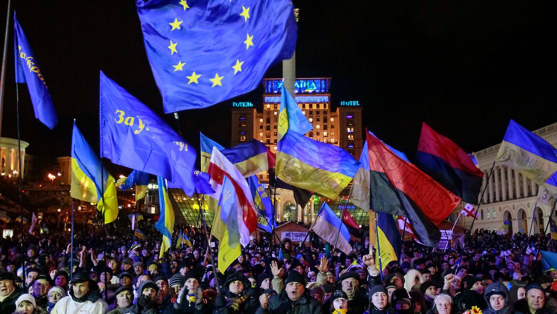 2013-12-02T210016Z_2114722286_GM1E9C30CE601_RTRMADP_3_UKRAINE-EU.JPG4667202211722440735.jpg