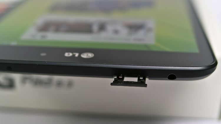 16 Gigabyte interner Speicher reichen für System und Apps locker aus, alles andere kann man auf microSD-Karten speichern.